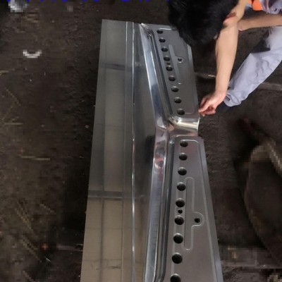 衣架式模頭模具，臺州黃巖擠出模具，加工定制塑料板材片材模具